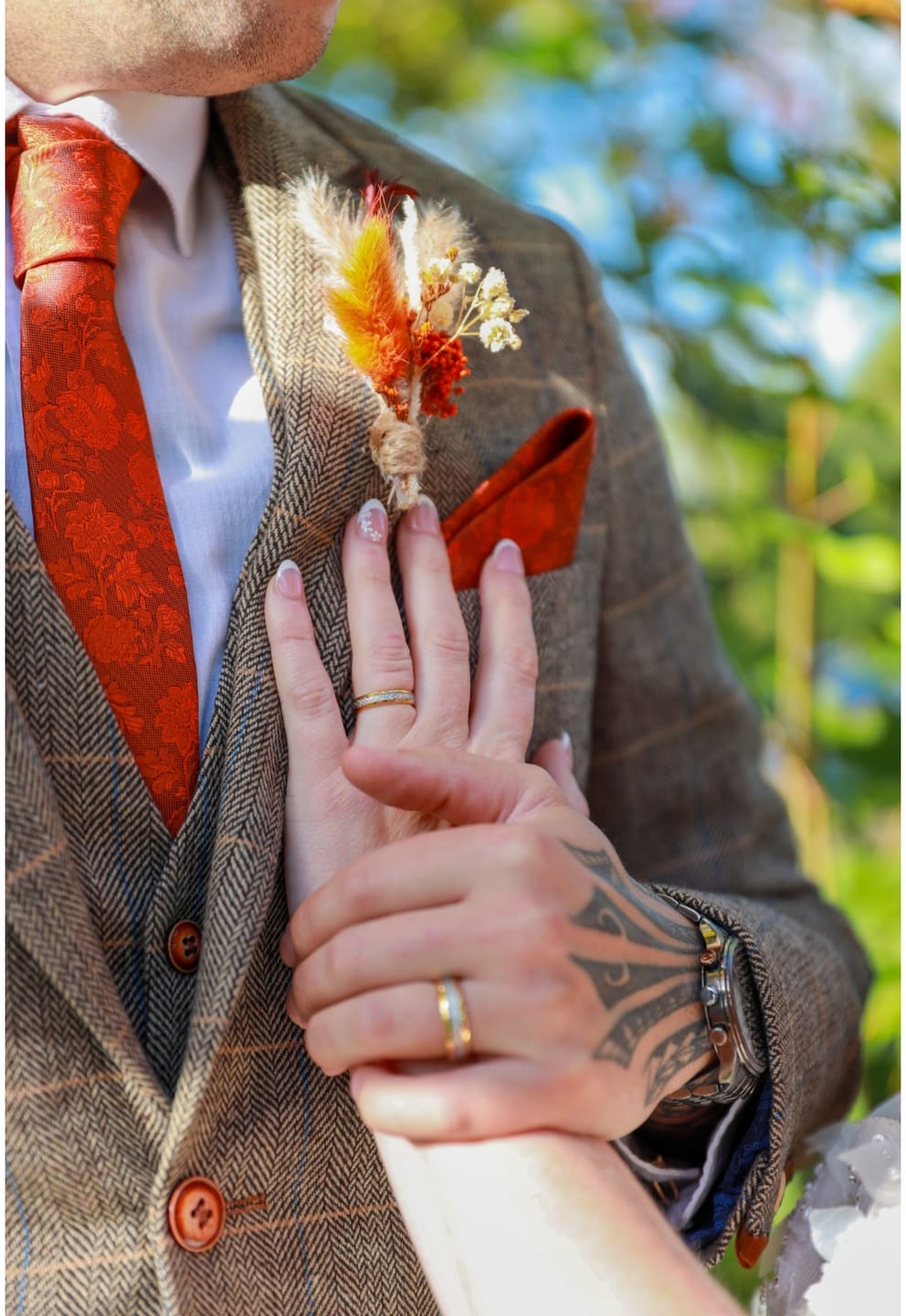 Customer photo review of The Golden Steel Wonder Ring Set