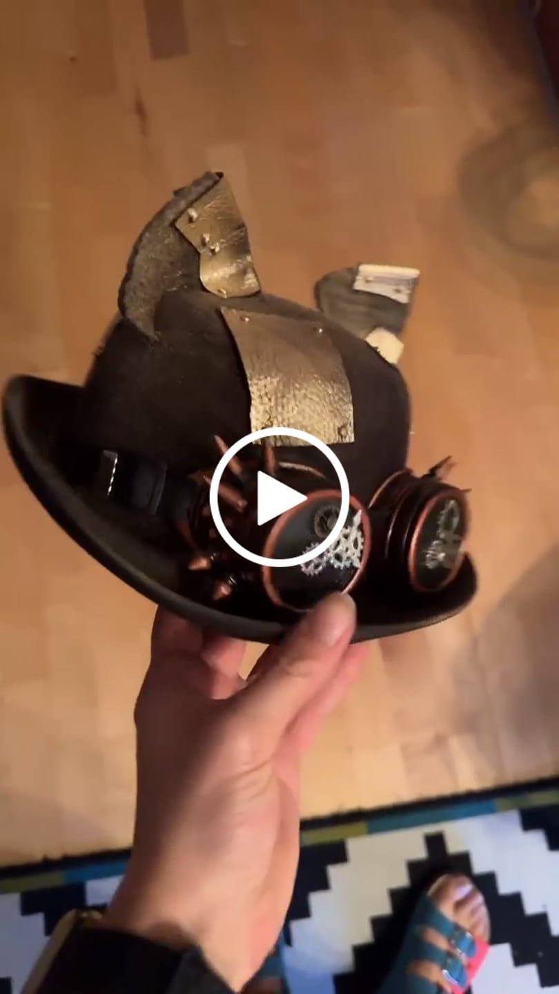 Customer video review of Steampunk cat ears hat