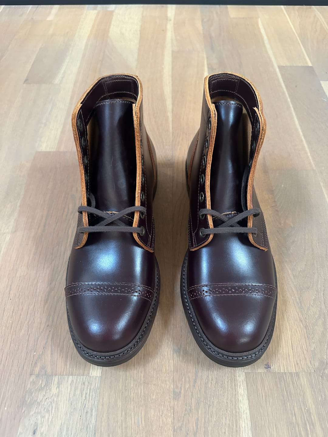 Customer photo review of Captoe Commander Boot - luosjiet®boots -  Wine TeaCore Smooth Cowhide