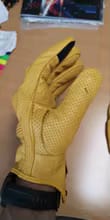 Customer photo review of Guantes de Moto Transpirables – Piel Genuina Perforada con Protección en Nudillos