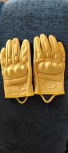 Customer photo review of Guantes de Moto Transpirables – Piel Genuina Perforada con Protección en Nudillos