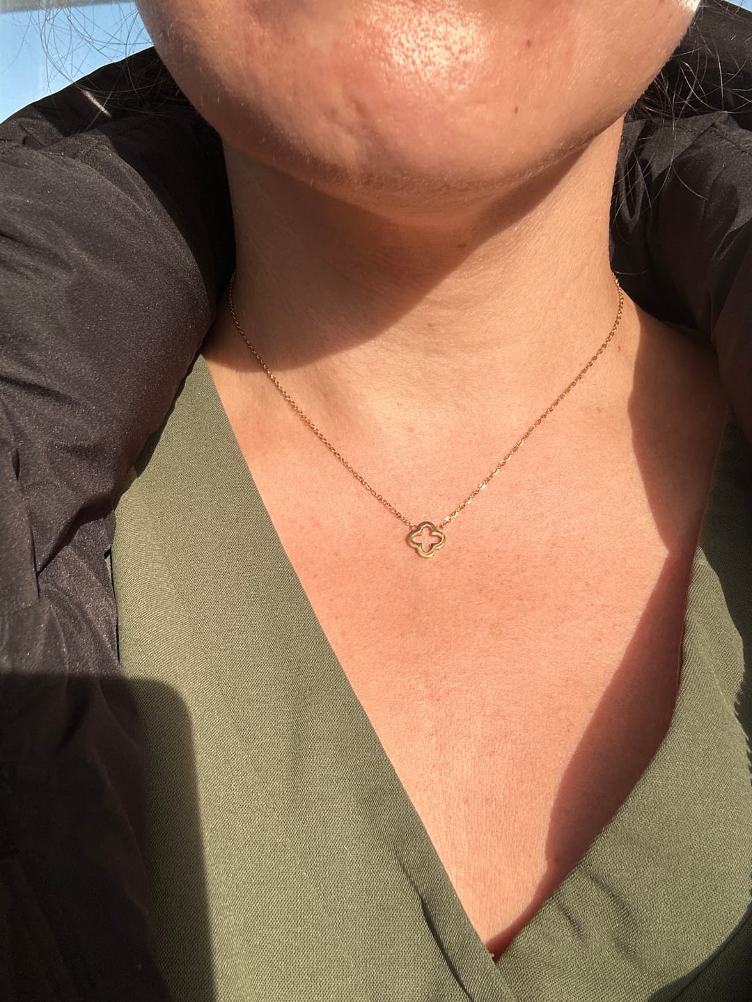 Customer photo review of Classic Clover Pendant Necklace