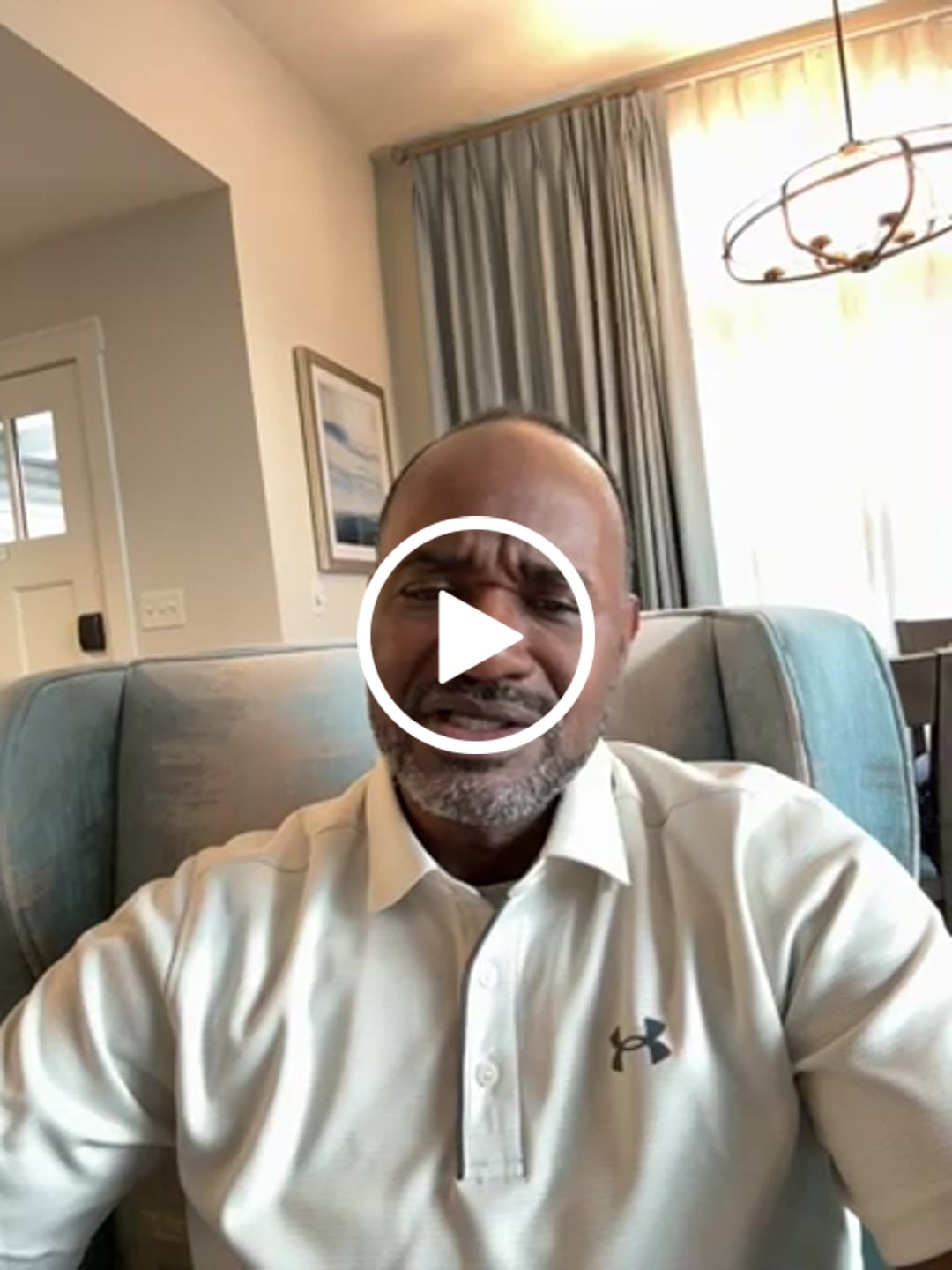 Customer video review of LUX Shoe Bag