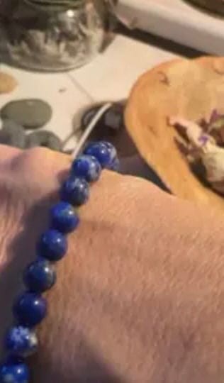 Customer photo review of Blue Lapis Lazuli Friendship Bracelet 4/6/8/10mm Beads | Crystal Healing Beaded Bracelets for Kids, Men, Women, Couples Bring Love Relationships Truth