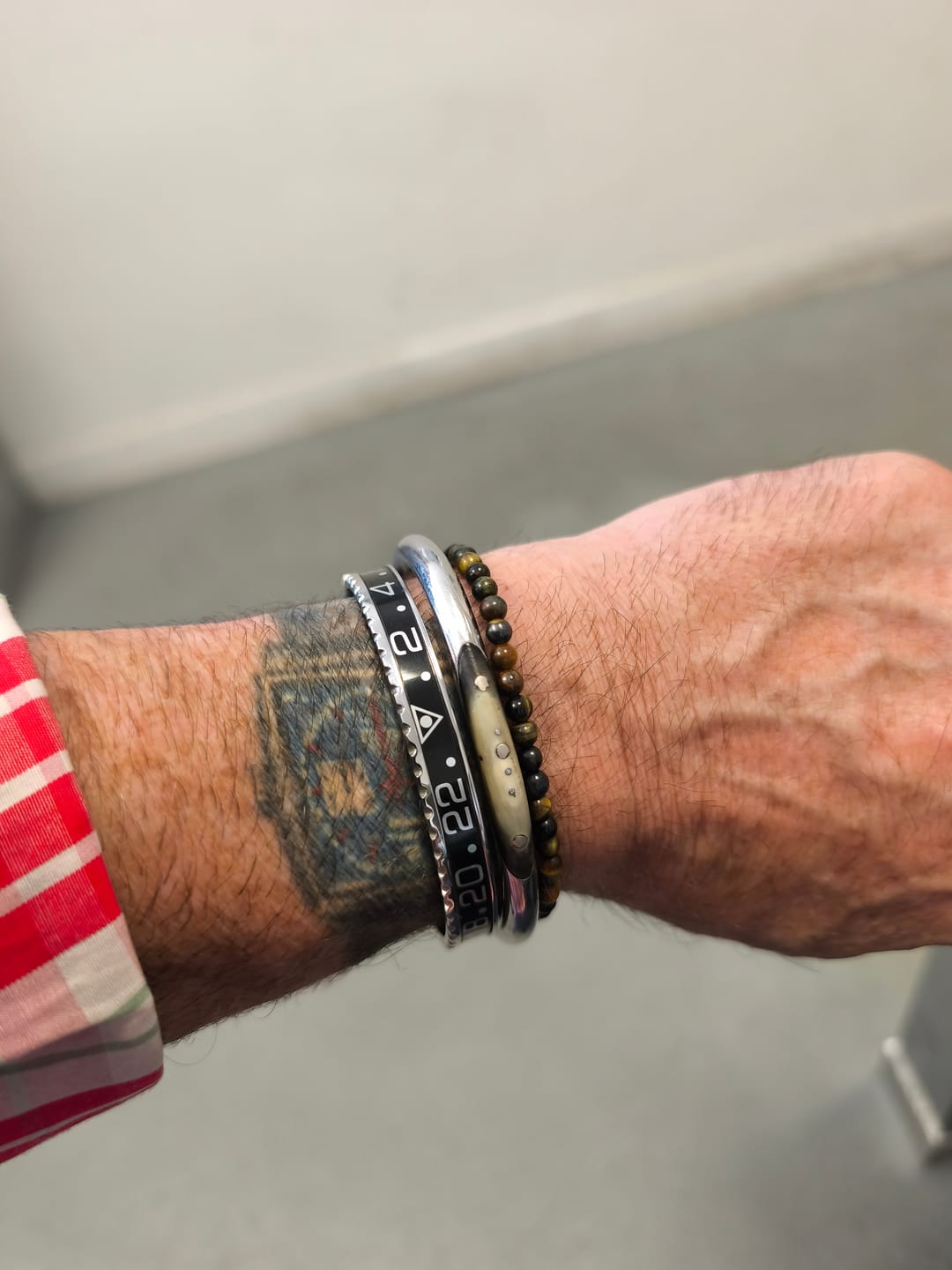 Customer photo review of BEZELET STARBUCKS