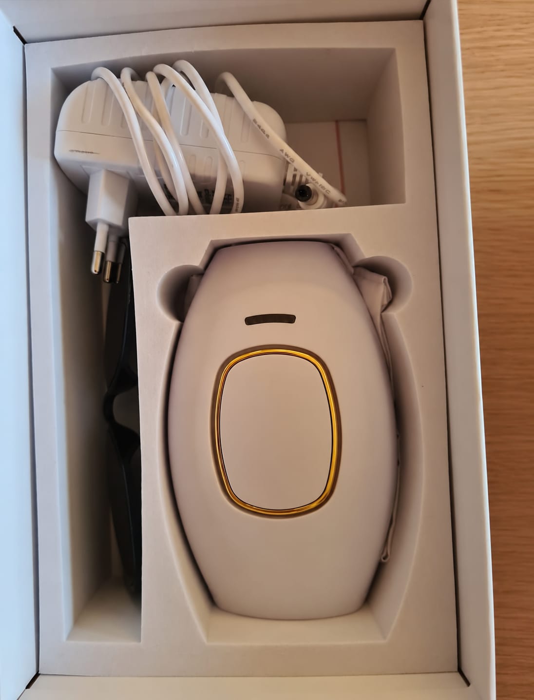 Customer photo review of Voise IPL hair removal device FR