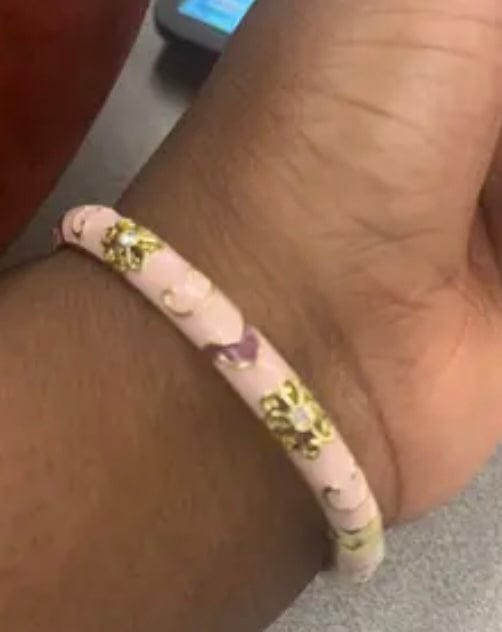 Customer photo review of Vintage Enamel Bangle with Cubic Zirconia, Elegant Jewelry, Exquisite Bracelet, Perfect Gift for Women & Girls, for All-Season Wear