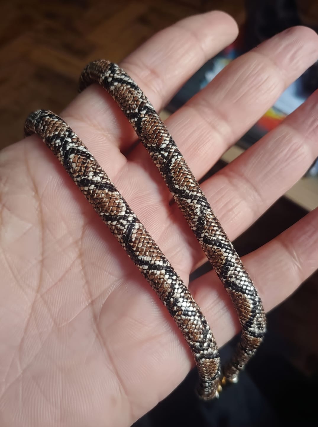 Customer photo review of Snakelace – The Viral Snake Necklace