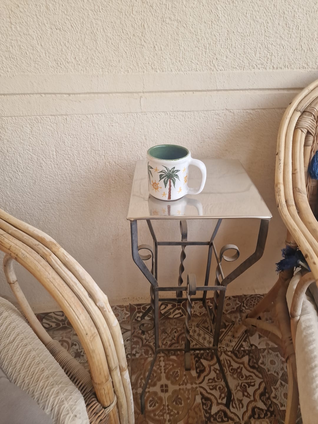Customer photo review of Oasis Morning Mug