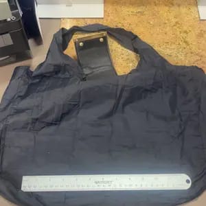 Customer photo review of Borsa Pieghevole Resistente in Nylon con Gancio e Regolabile