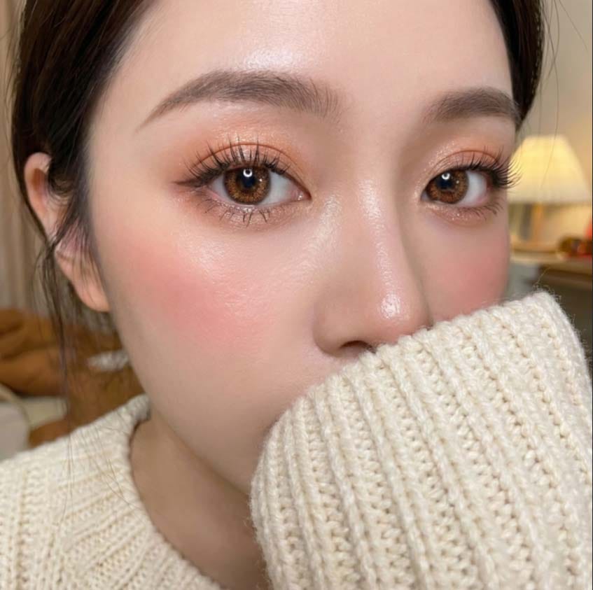 Customer photo review of Exciting Pink (Brianna) Colored Contacts (2Pcs) 6 Months