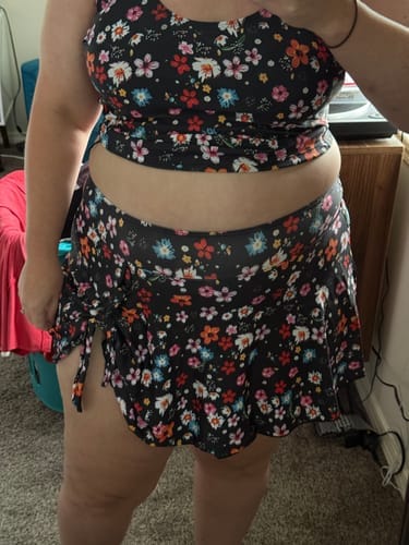 Customer photo review of Emoswim - Tankini Swimsuit for Women Tummy Control Two Piece Bathing Suit High Waisted Tank Top with Swim Skirt