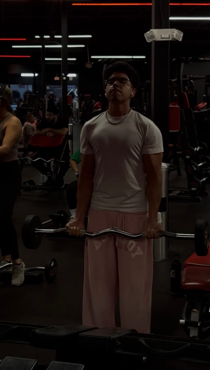 Customer photo review of 2105 - Arc Collection Joggers - Sweats