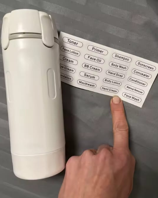 Customer photo review of Botella multi-usos para viaje 4 en 1