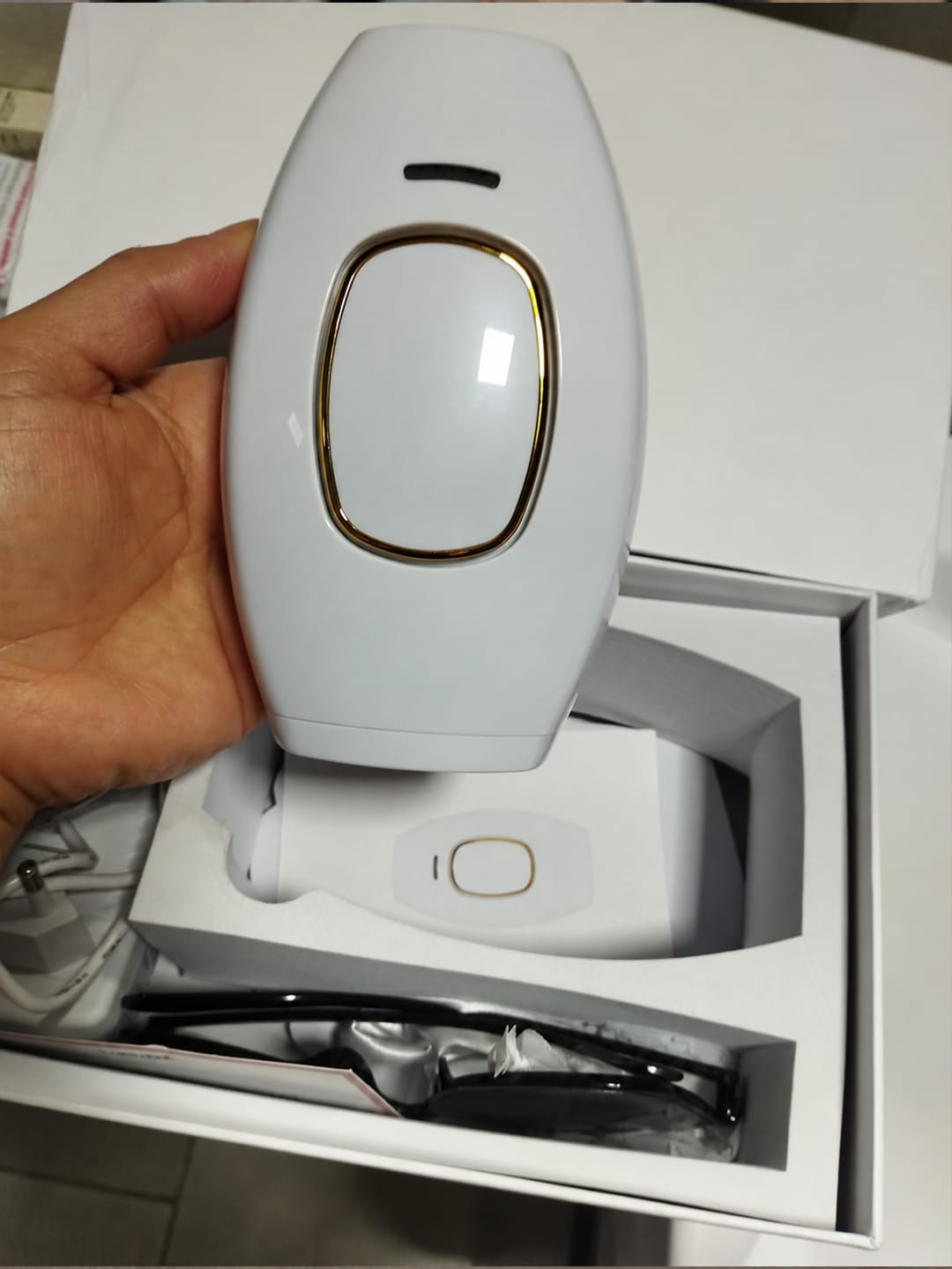 Customer photo review of Voise IPL hair removal device GB