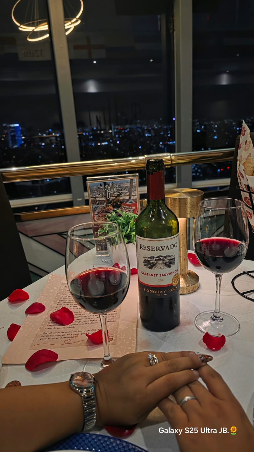 Customer photo review of Cena Romántica