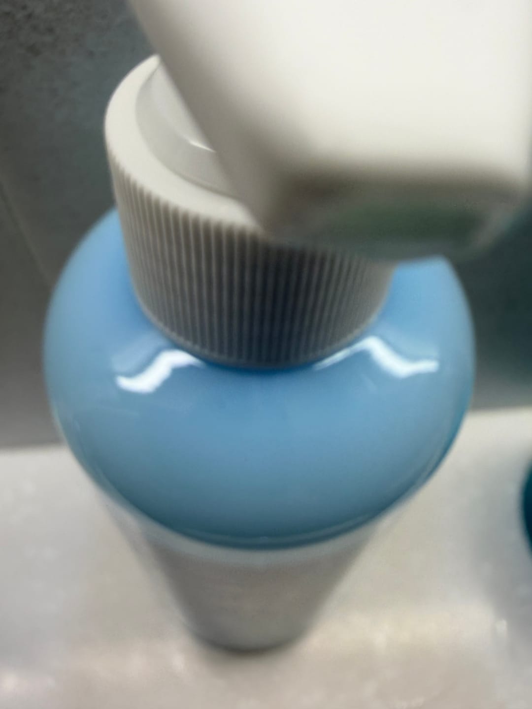 Customer photo review of Nomadia Blue Calming Panthenol 1% Cleansing Milk 190ml