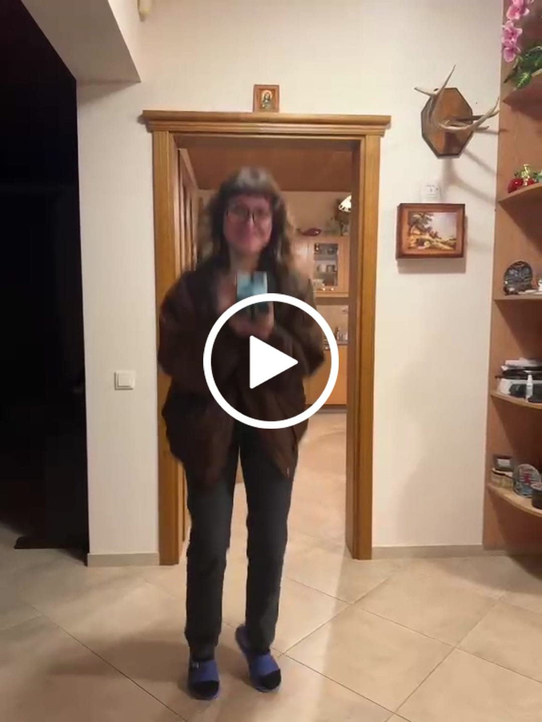 Customer video review of Tabac Soleil
