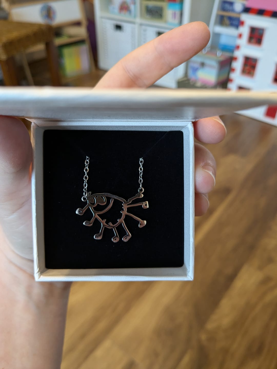 Customer photo review of Halskette aus Kinderzeichnung