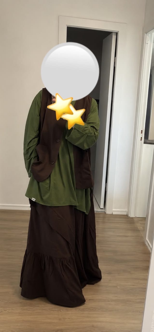 Customer photo review of T-shirt oversize à fentes « FLOWFIT TEE » - OUMMI BASICS