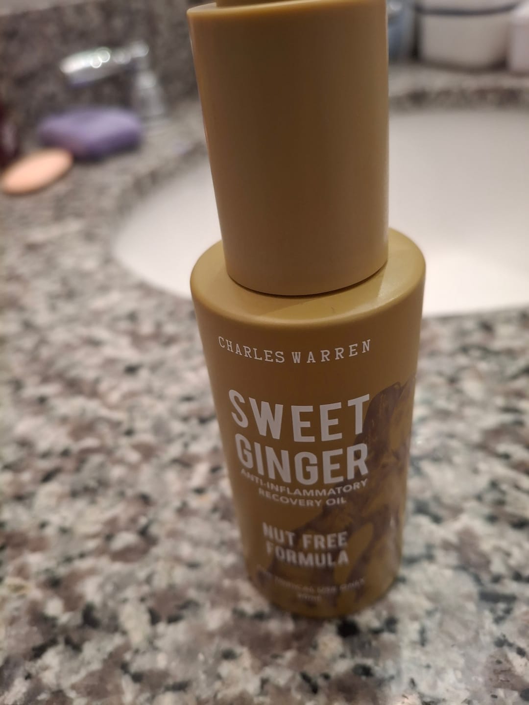 Customer photo review of [Nut-Free] Sweet Ginger Dry Oil for Sensitive Skin