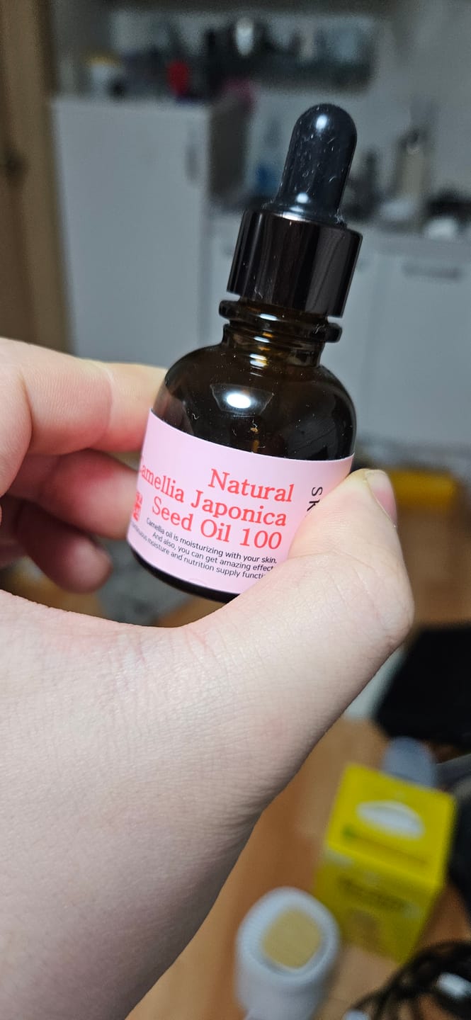 Customer photo review of SKINEYE Natural Fermented Camellia Oil 100 20ml