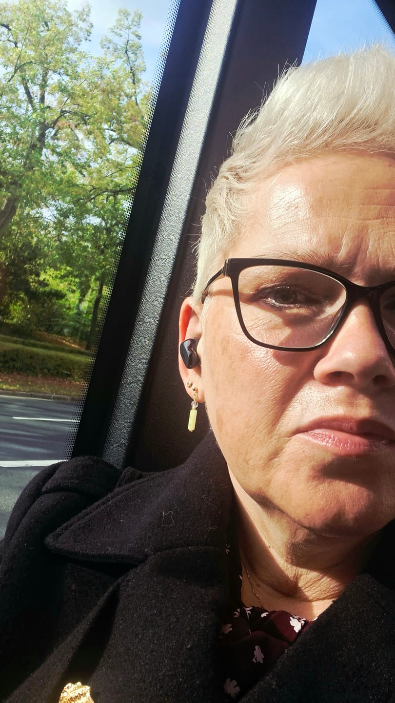 Customer photo review of Pink Lime Ohrringe