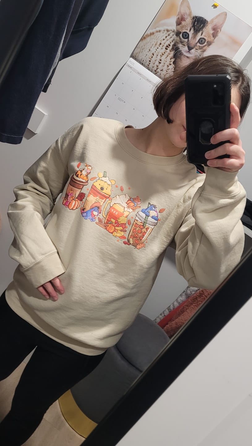 Customer photo review of Sweatshirt Latte The Pooh