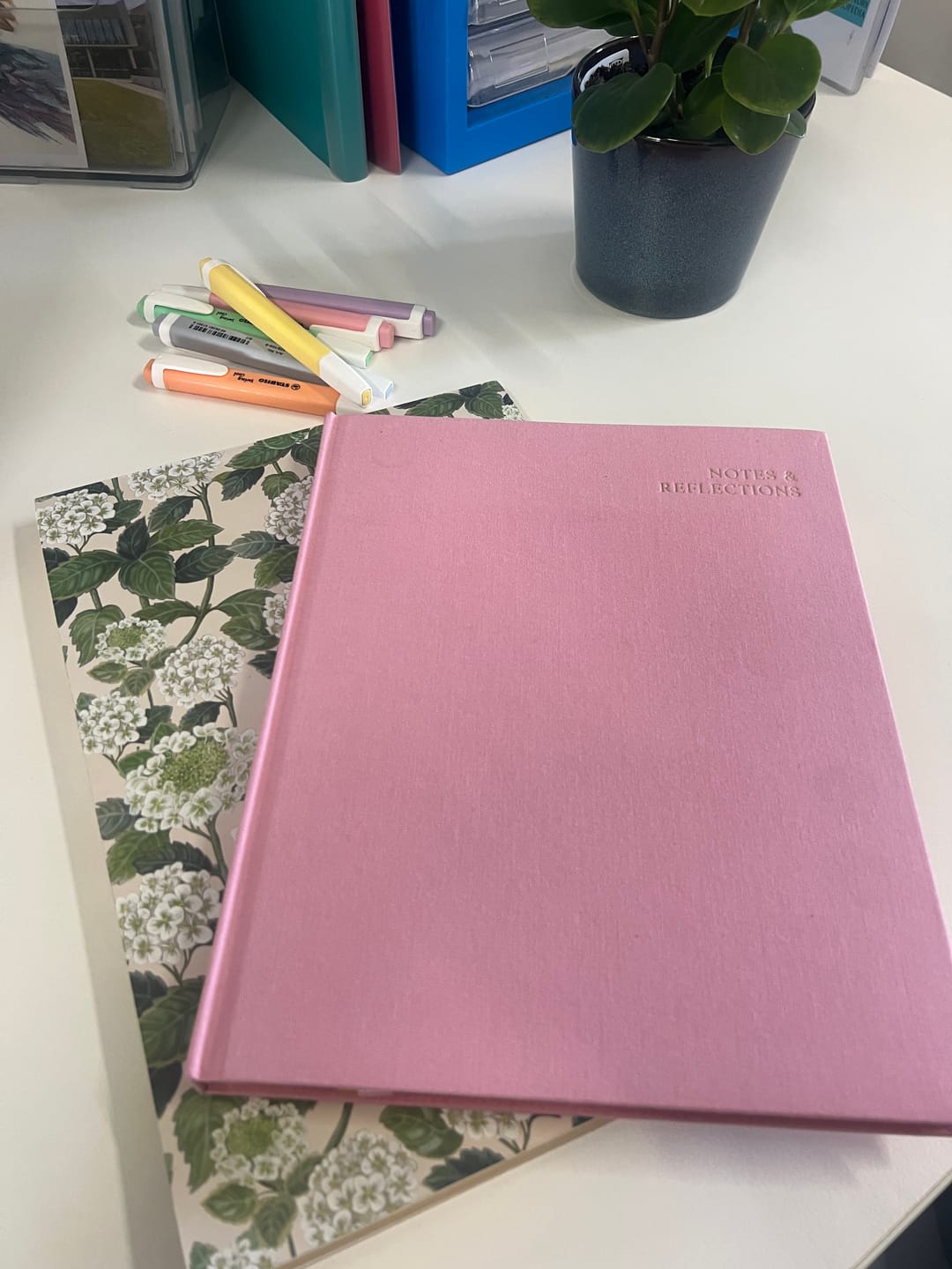 Customer photo review of Linen Journal A4