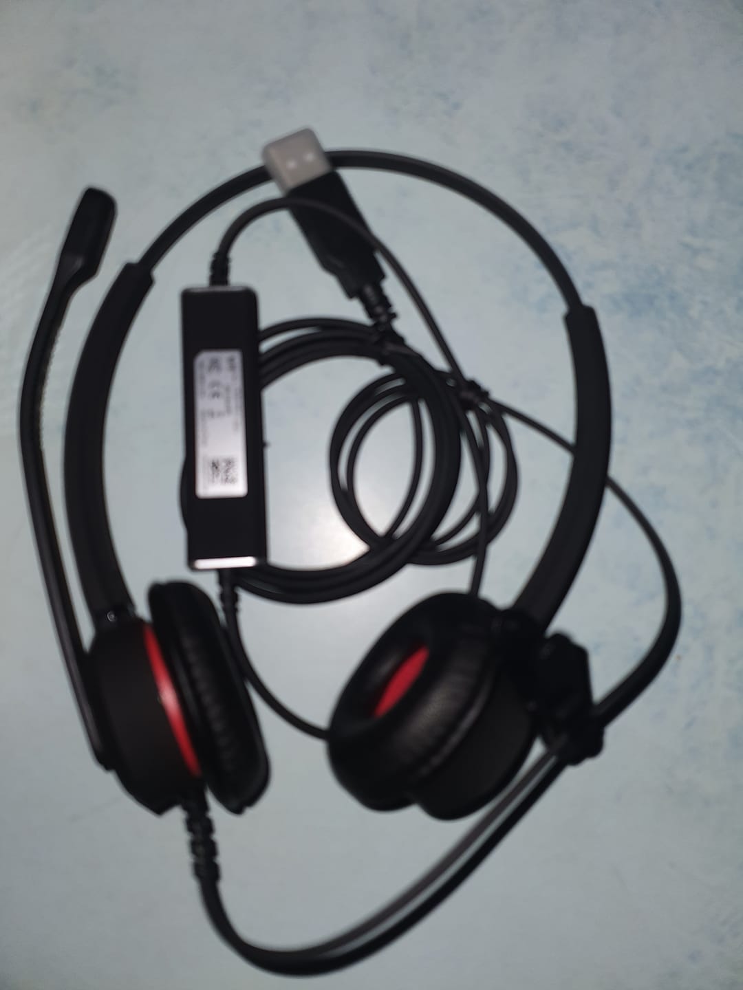 Customer photo review of Auricular VT6300 con doble cancelación de ruido (ENCx2) y cable USB