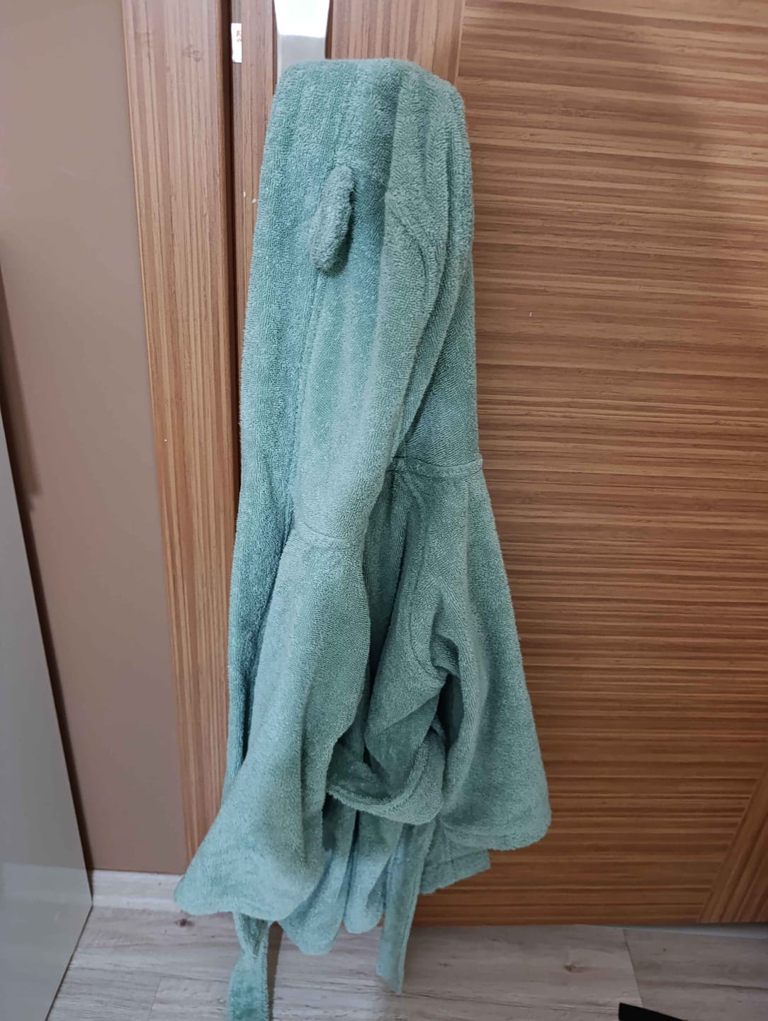 Customer photo review of Tiny Bear Organik Pamuk Çocuk Bornoz Gri