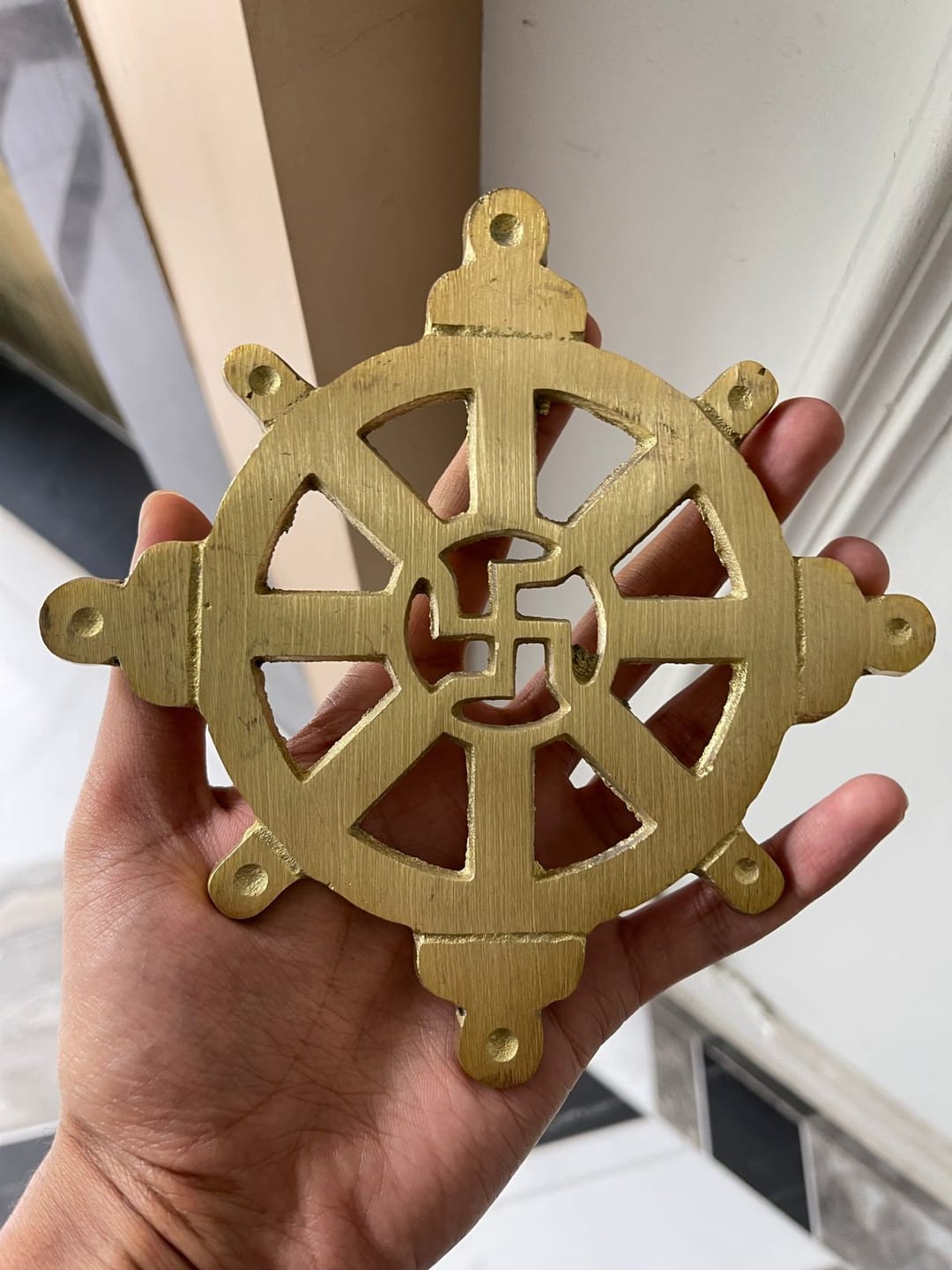 Customer photo review of Brass Chakra Satiya Helix – Vastu Remedy for West Direction Correction | Energy Balance Support | 4.5 Inch