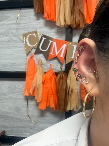 Customer photo review of Piercing luna grande zirconias