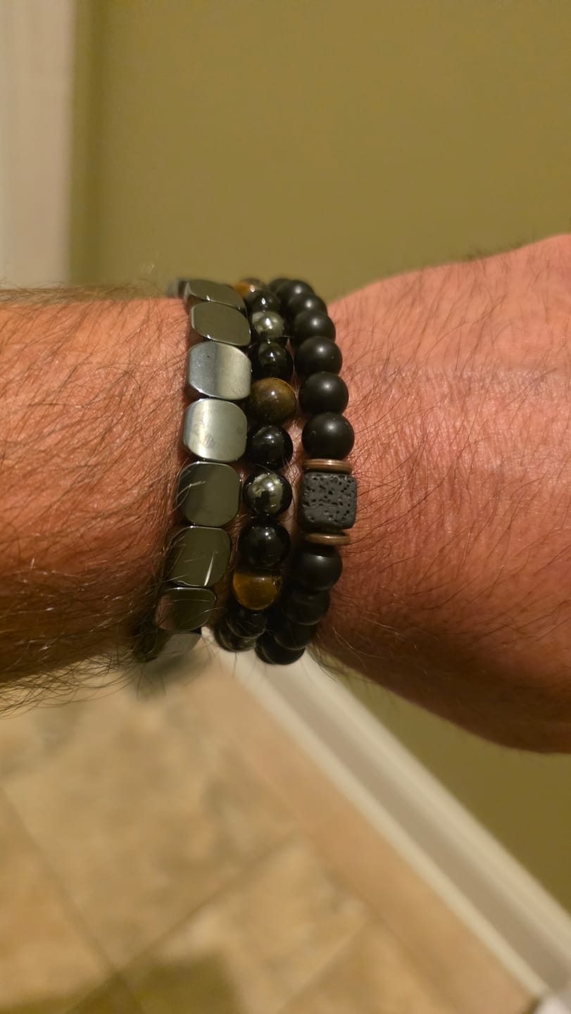 Customer photo review of Natural Lava Stone & Black Onyx Bracelet – Men’s Stretch Volcanic Stone Beads for Strength & Style