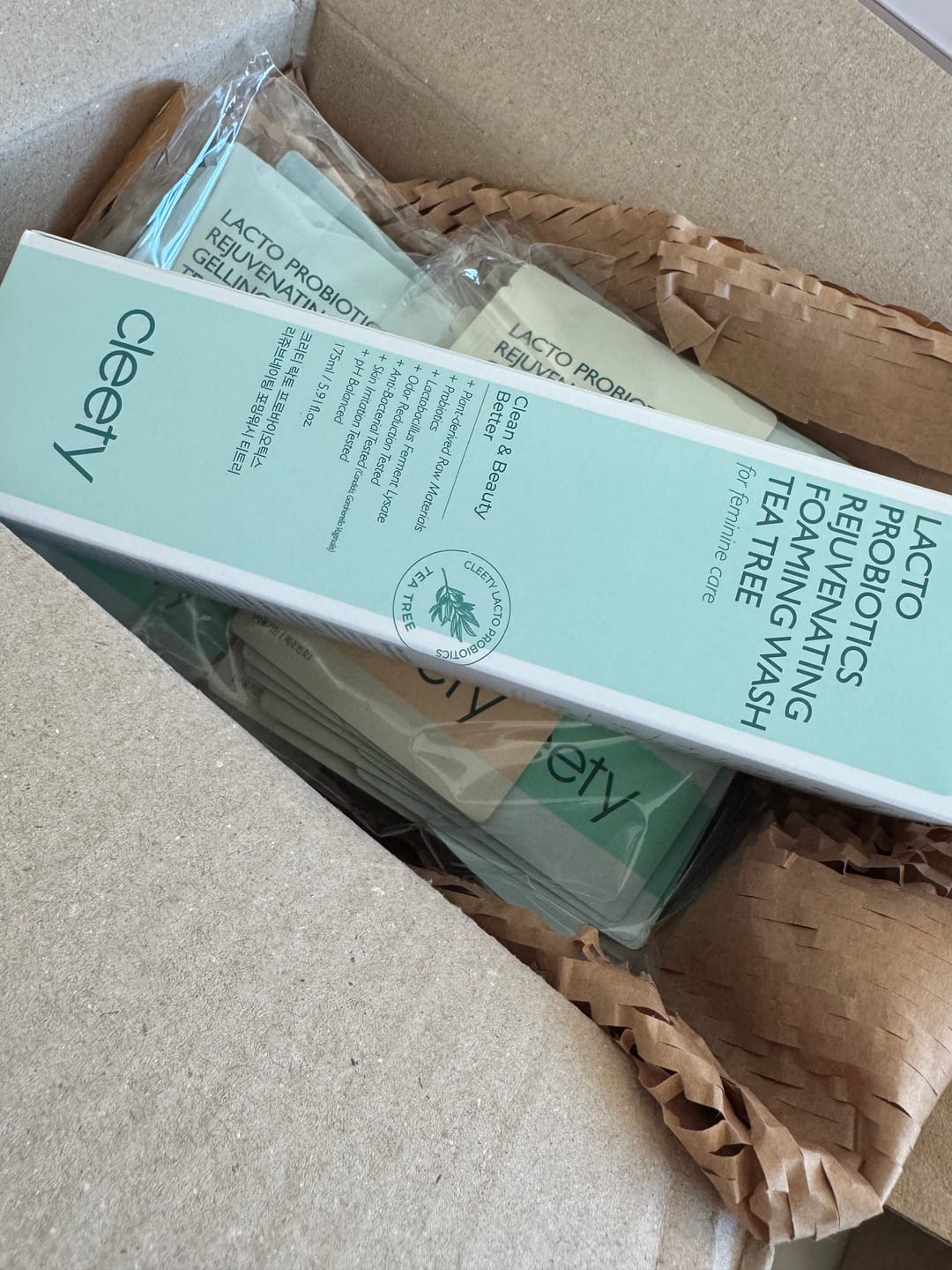 Customer photo review of cleety Lacto Probiotics Rejuvenating Foaming Wash Tea Tree 175ml