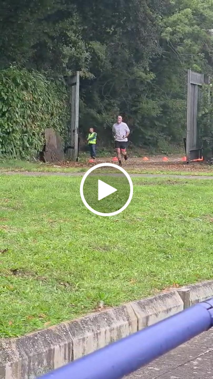 Customer video review of RUNNR 2-in-1 Running Shorts