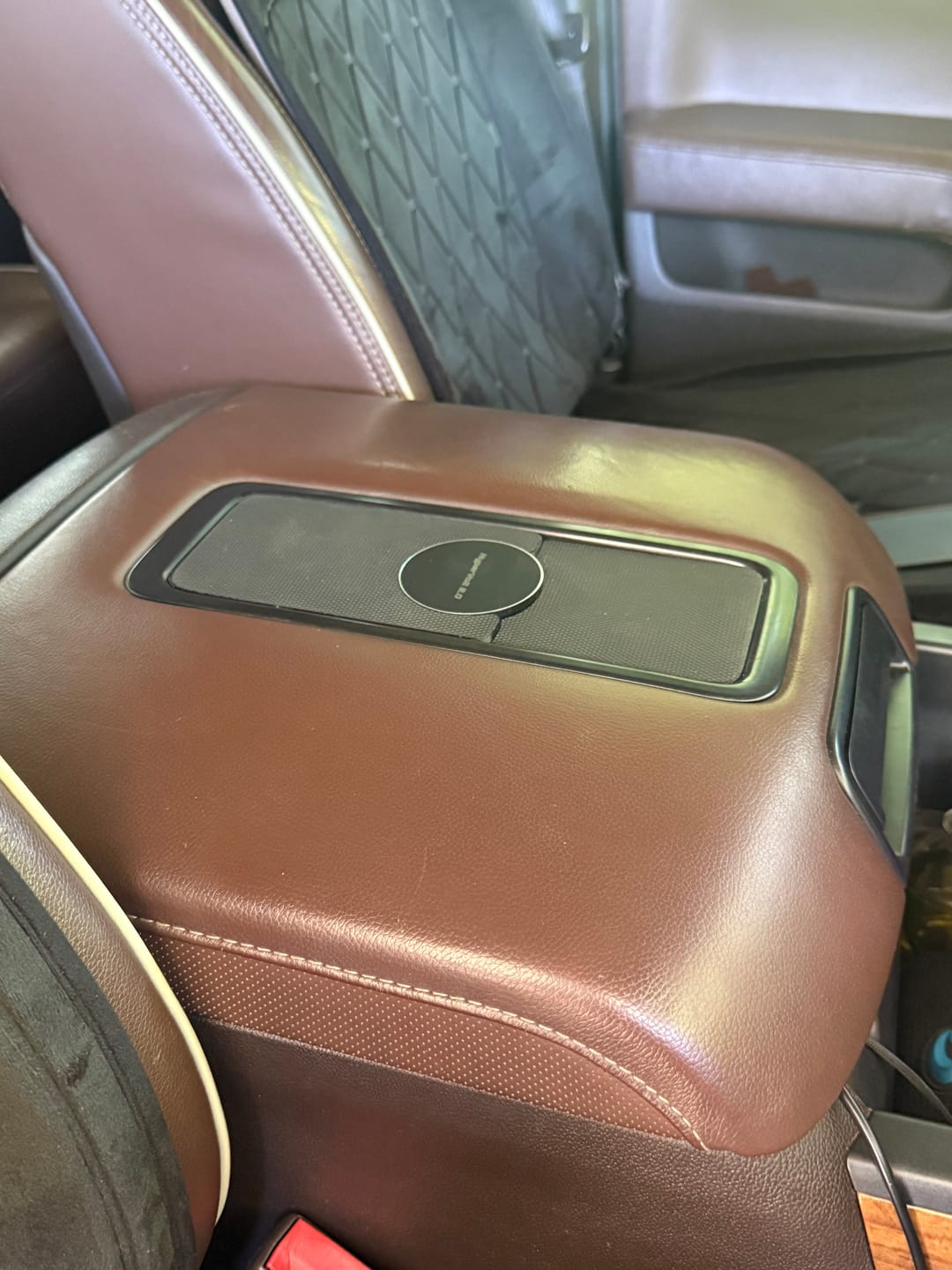 Customer photo review of HyperVolt 2.0 Wireless Charging Upgrade | 2014–2018 GM Trucks & SUVs