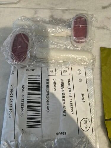 Customer photo review of Softivas™ Çift Taraflı Ayak Törpüsü Nasır Ölü Deri Temizleyici