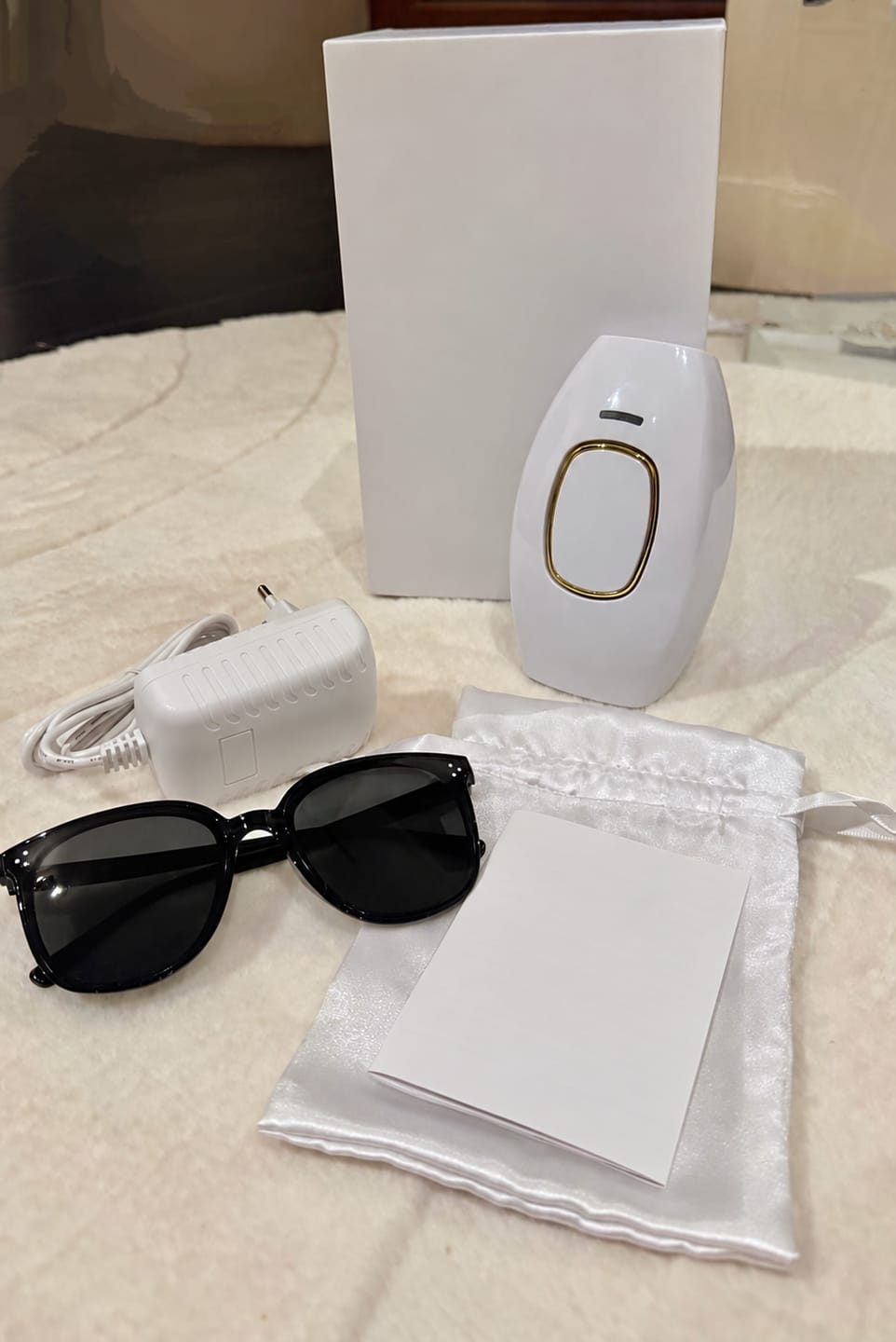 Customer photo review of Voise IPL hair removal device IL