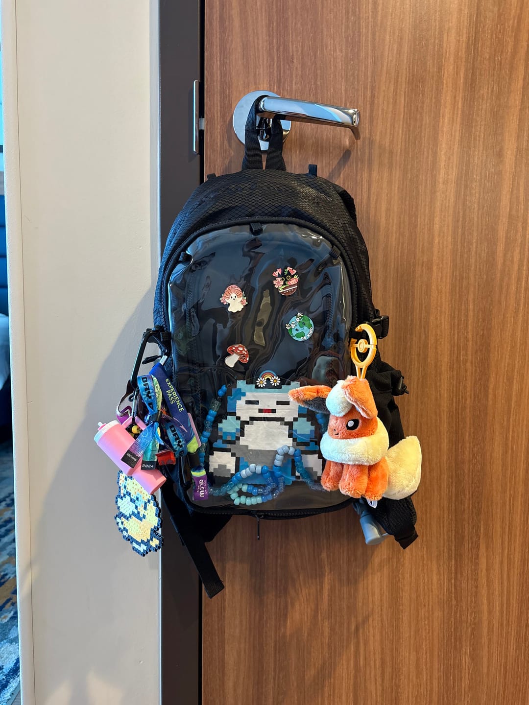 Customer photo review of ESSENTIAPAC PRO™ ANTI-THEFT HYDRATION PACK V3