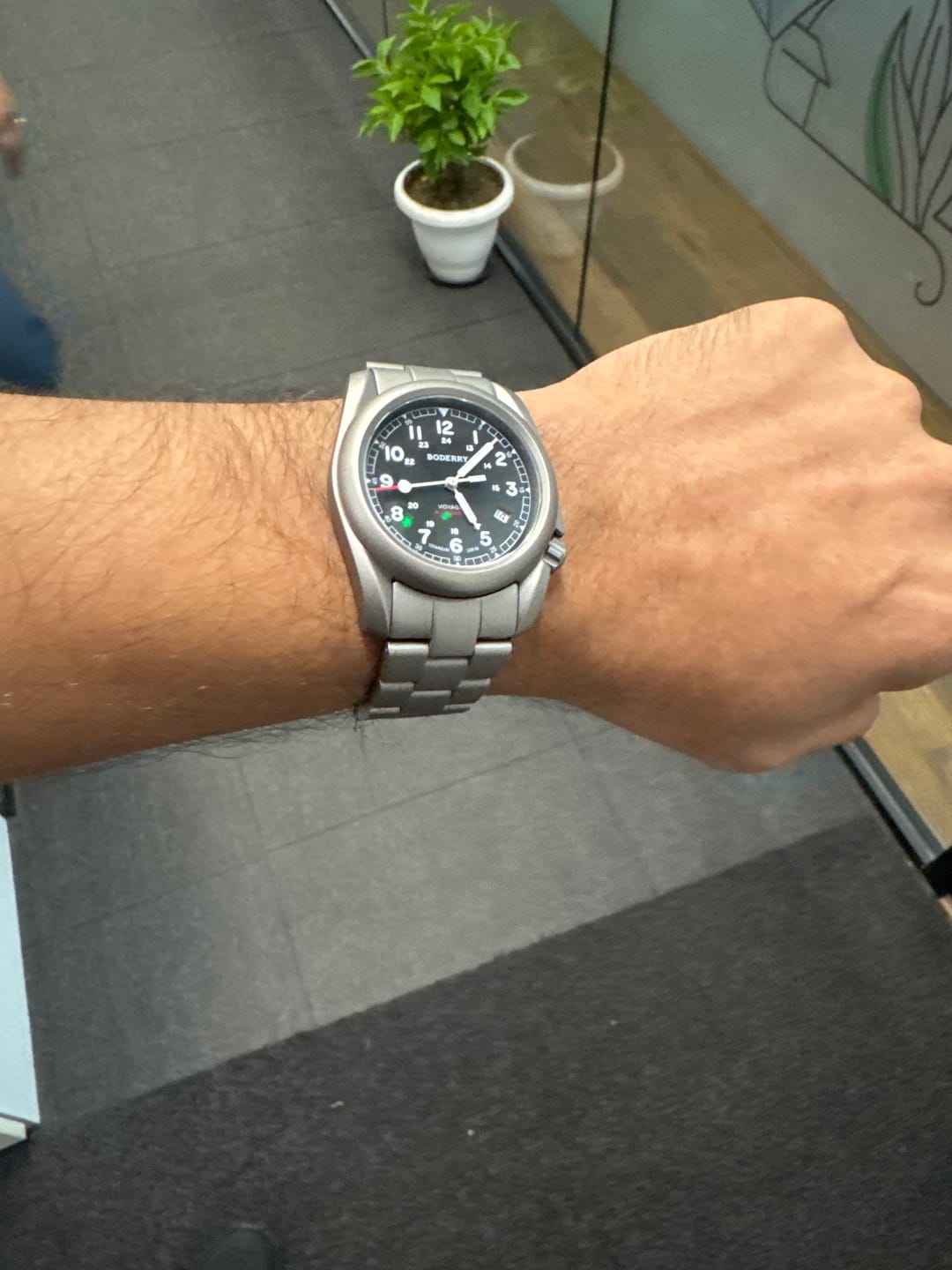 Customer photo review of 3-link Titanium Bracelet | 22mm lug width,Fits only for Voyager Watch