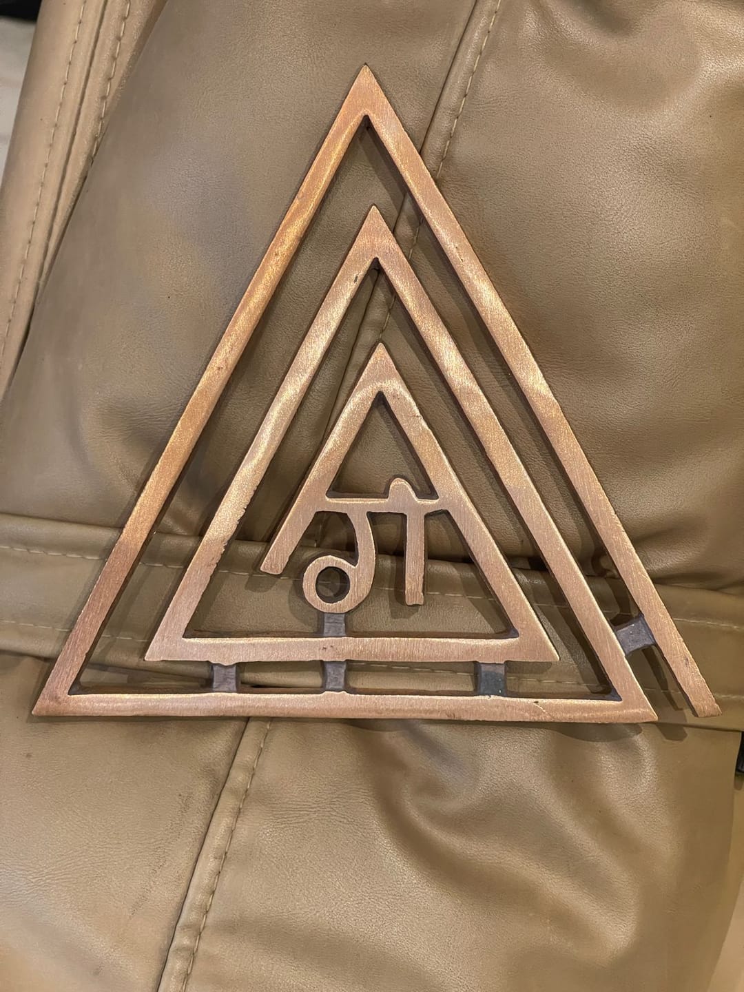 Customer photo review of Copper Triangle Ga (ग) Helix | Vastu Remedy for South-East Fire Zone Balance, Cash Flow & Kitchen Defects | 4–6 Inch
