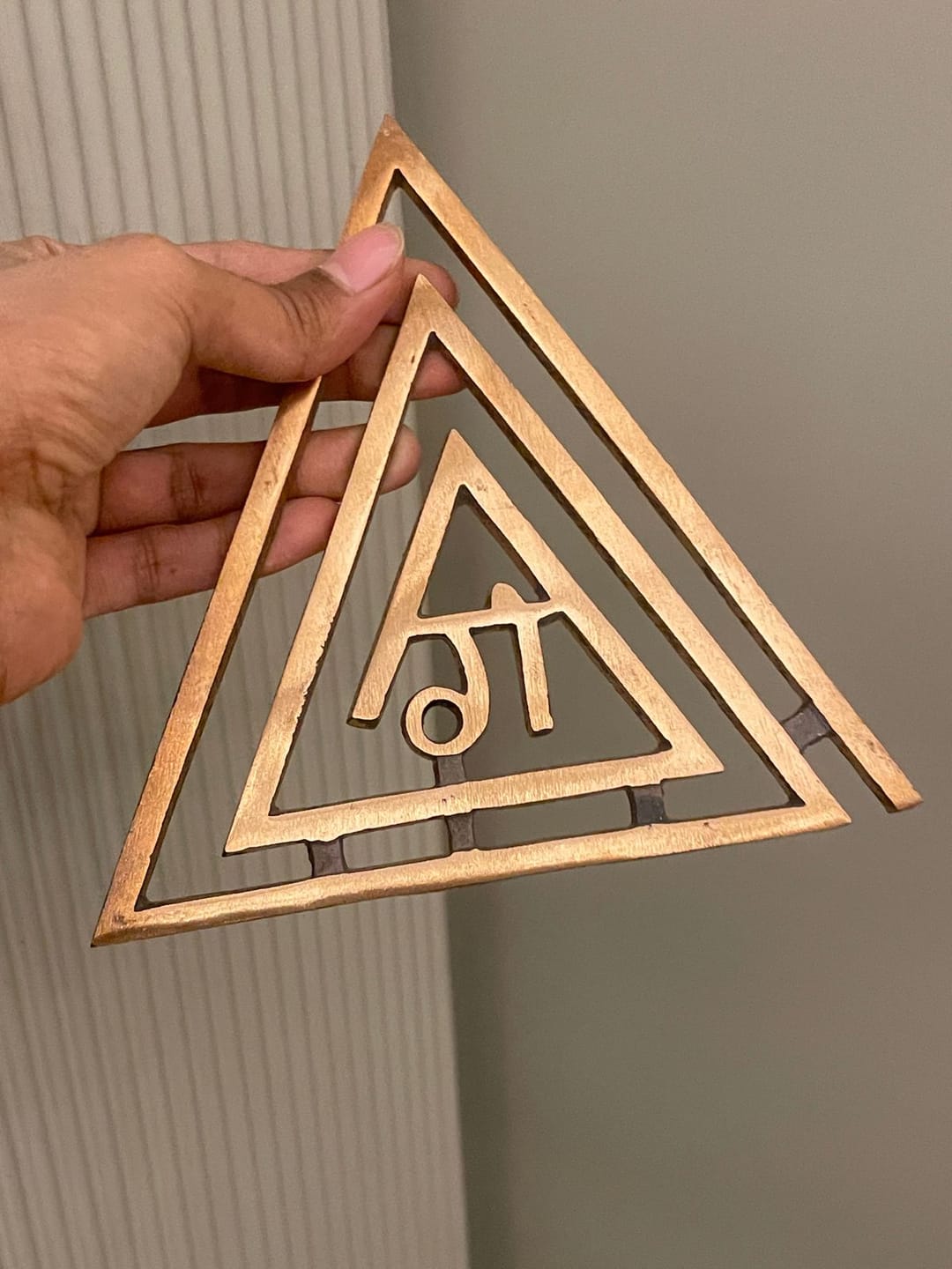 Customer photo review of Copper Triangle Ga (ग) Helix | Vastu Remedy for South-East Fire Zone Balance, Cash Flow & Kitchen Defects | 4–6 Inch