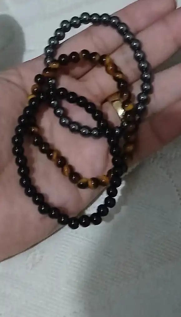 Customer photo review of Three in one Tiger‘s Eye Protection Bracelet
