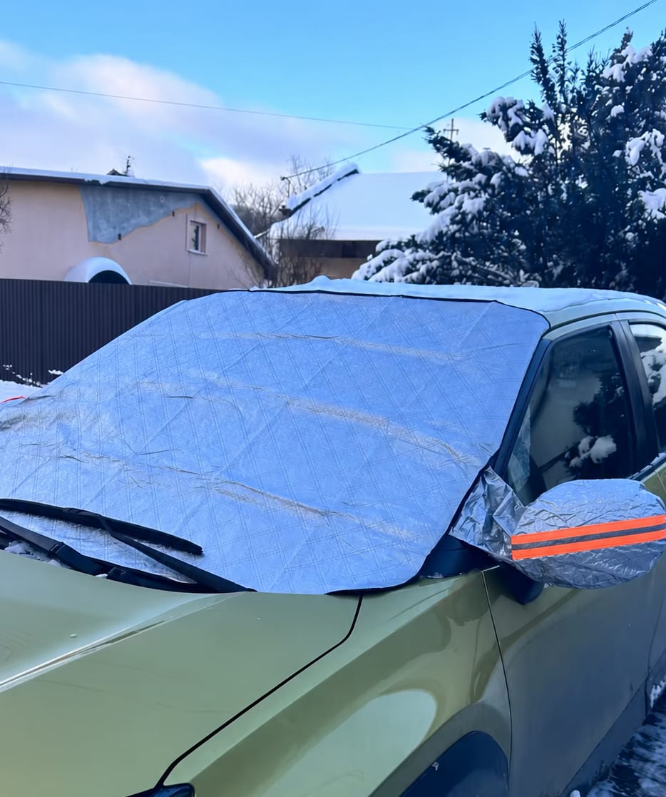 Customer photo review of Magnetic All-Weather Windscreen Cover – FrostGuardia