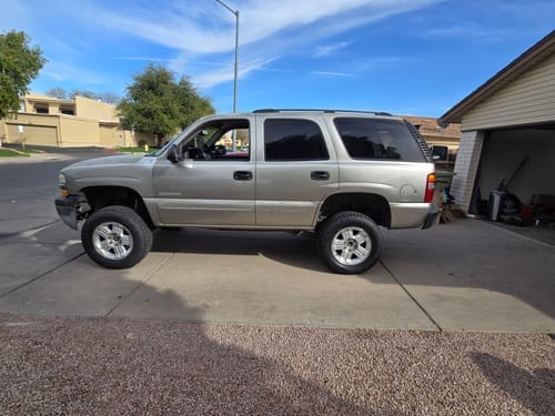 Customer photo review of Rough Country 6 Inch Lift Kit | NTD | Chevy/GMC Tahoe/Yukon 2WD/4WD (2000-2006)