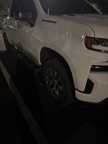 Customer photo review of Rough Country 2 Inch Leveling Kit | Chevy/GMC Sierra 1500 (19-26)/Silverado 1500 (19-26)