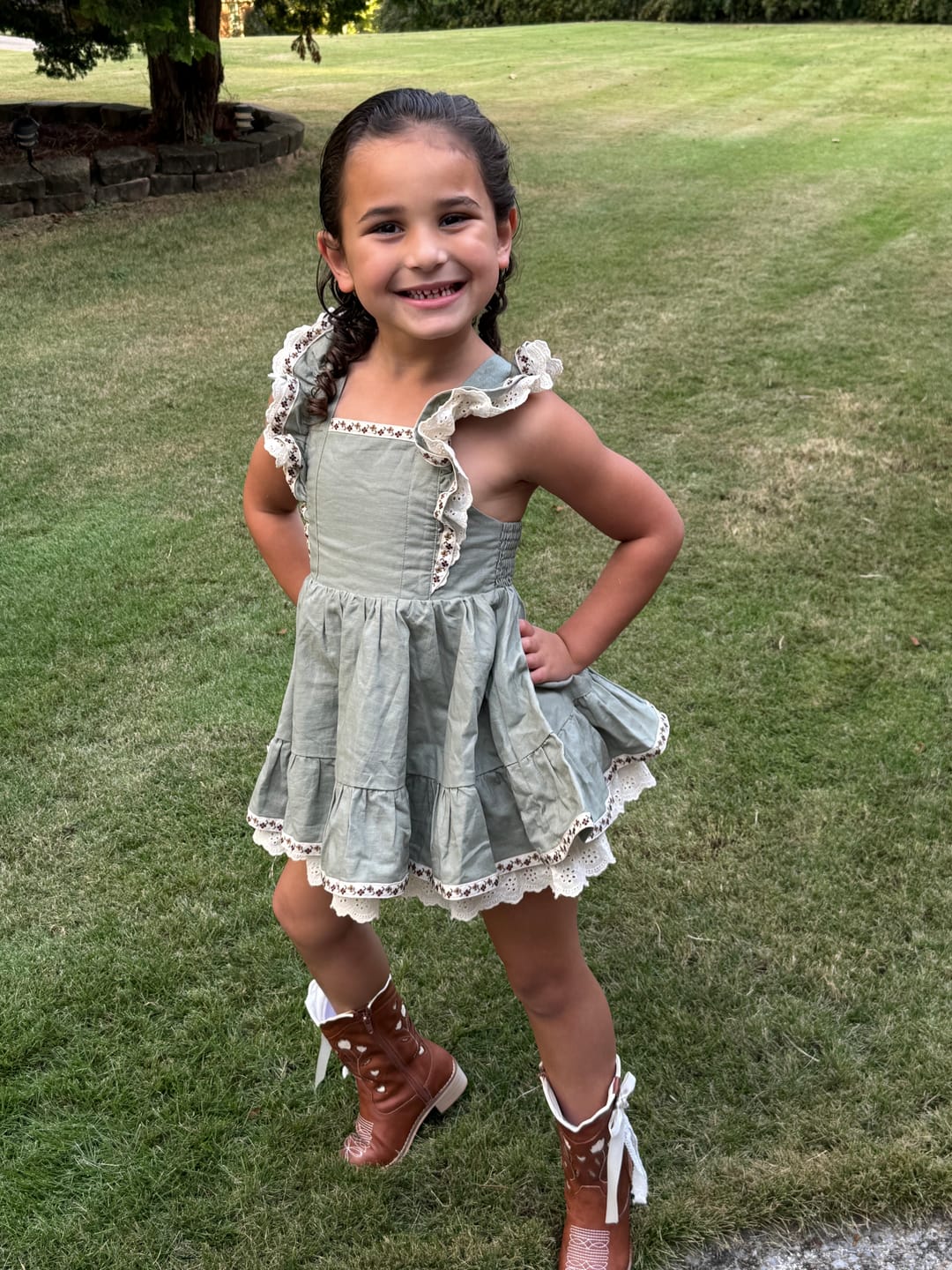 Customer photo review of Sweetheart Bow Cowgirl Boots- Brown