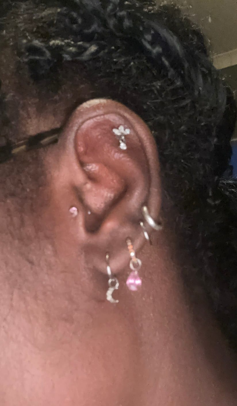 Customer photo review of LANI Droplet Threadless Cartilage Stud