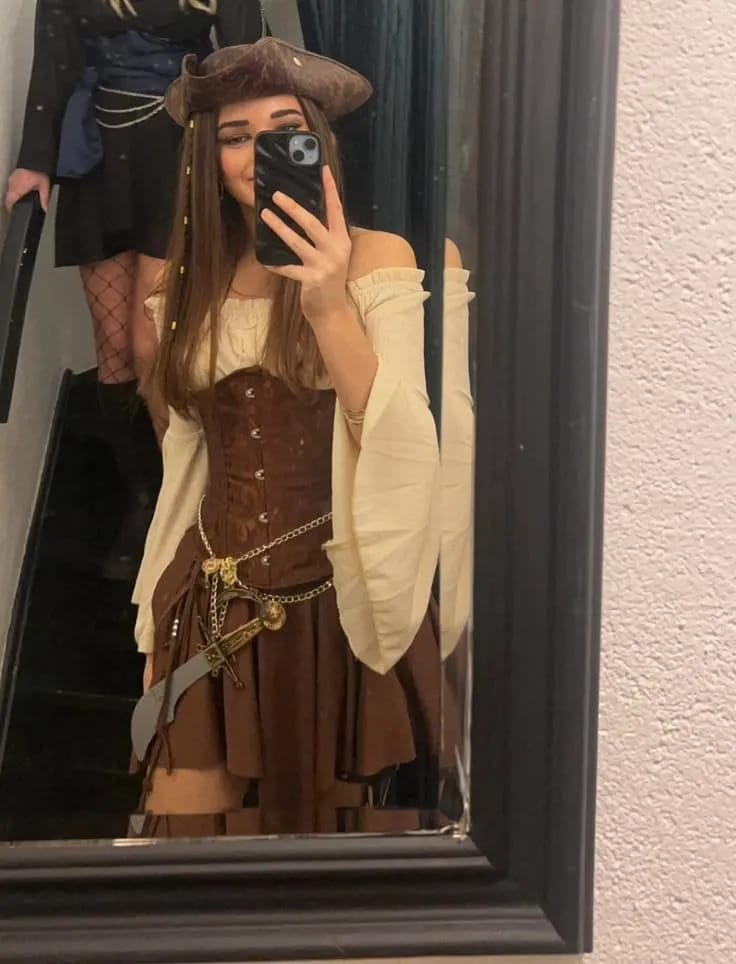 Customer photo review of Renaissance shirt